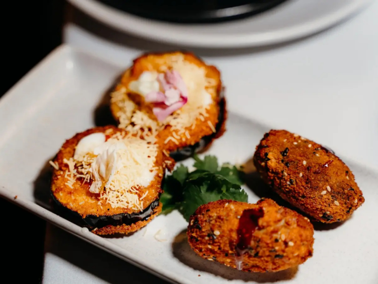 Kutir Indian Restaurant slider image