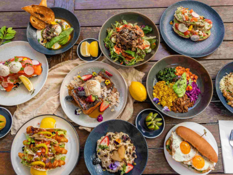 Avenue on Sussex slider image