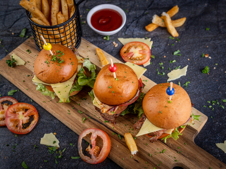 Little Lamb Restaurant - Redcliffe slider image