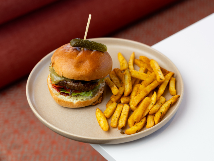Beach House Bar & Grill - North Lakes slider image