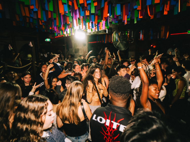 The Cliff Dive slider image