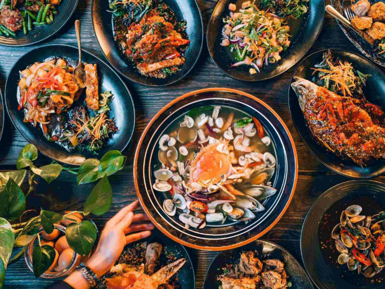 Satang Thai infinity@ vbar slider image