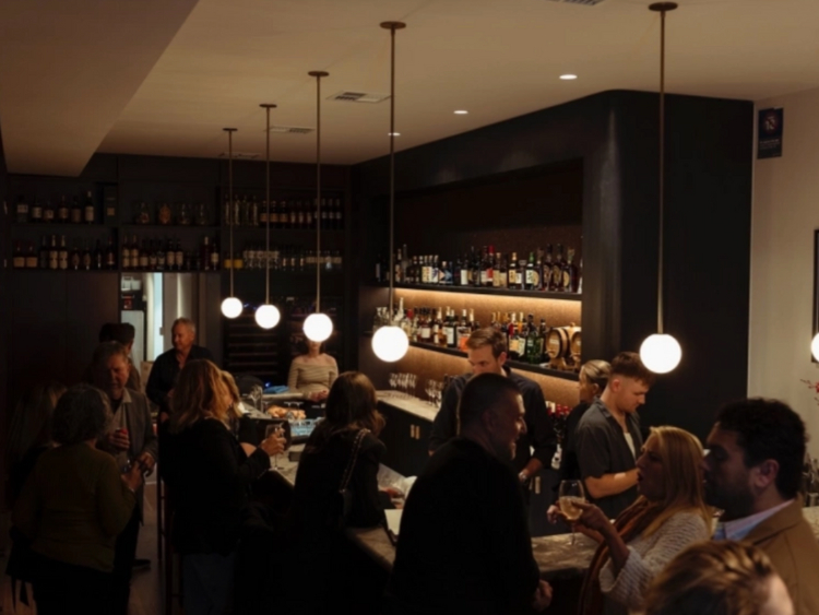 Ballet Wine Bar slider image