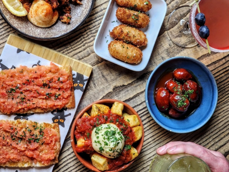 El Gato Negro Tapas - Liverpool slider image