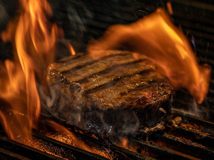 Manny's Wine & Fish slider image