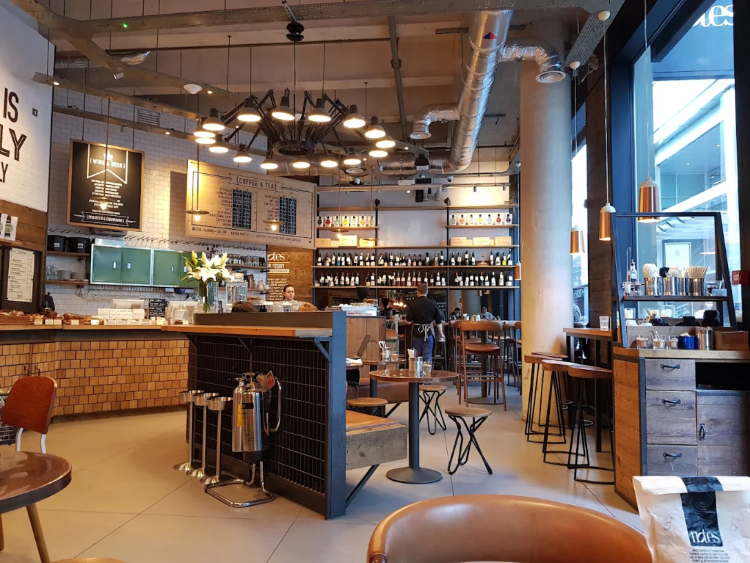 Notes Coffee Roasters - Jubilee slider image