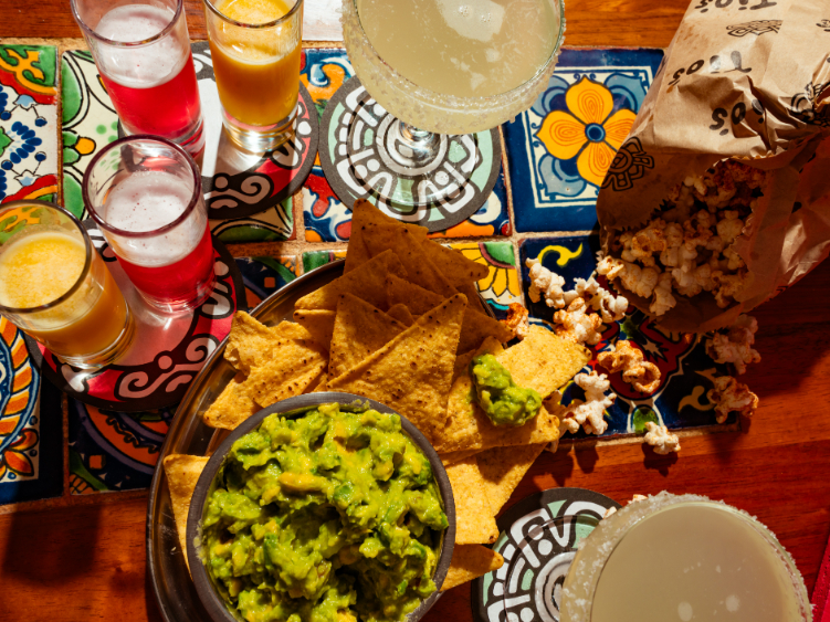 Tio's Cerveceria slider image