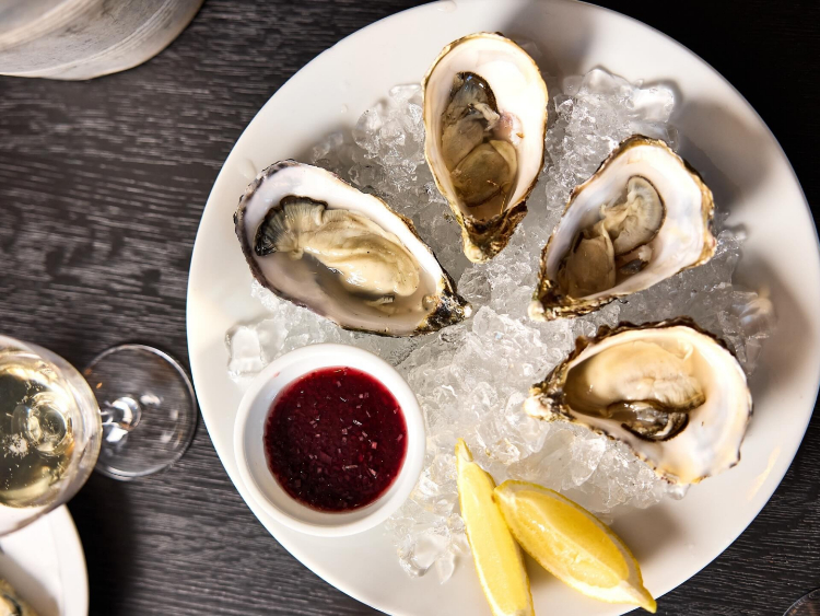 Carmen Street Wine slider image