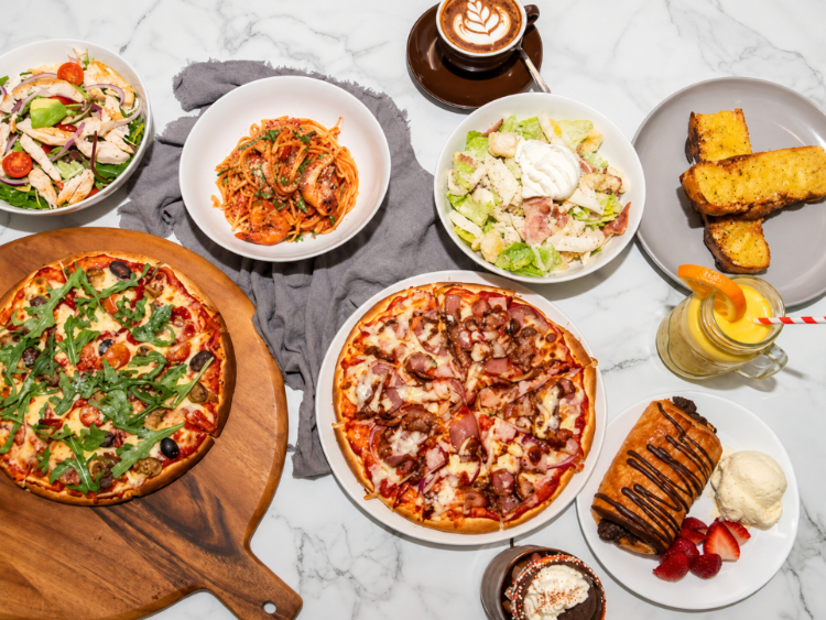 Luxe 8 Pizza & Bar slider image