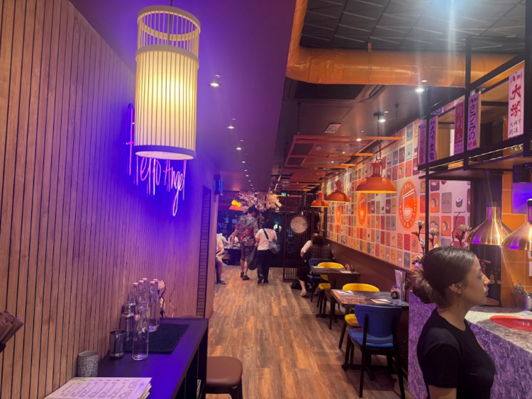 Love Sushi & Ramen - Angel slider image