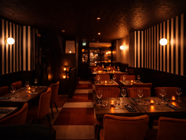Hoax Bar & Restaurant slider image
