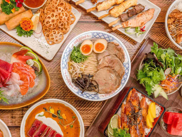 Ryumon Ramen & Bar slider image