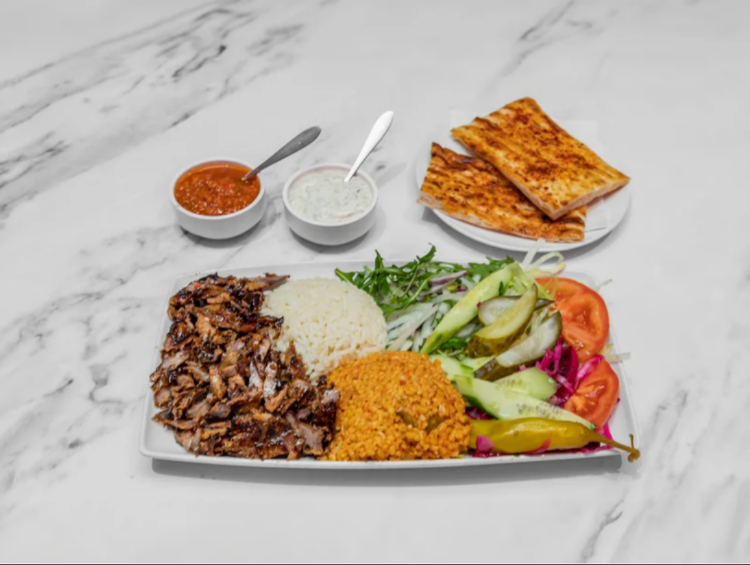 E. Mono Restaurant slider image