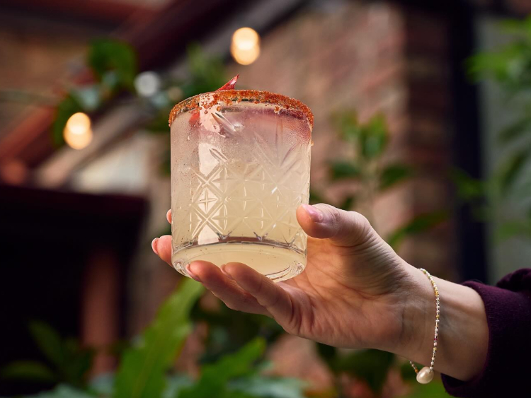 Little Lon Distilling Co. slider image