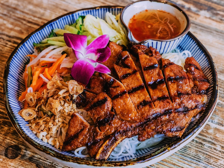 Chopsticks Viet Restaurant - Northbridge slider image