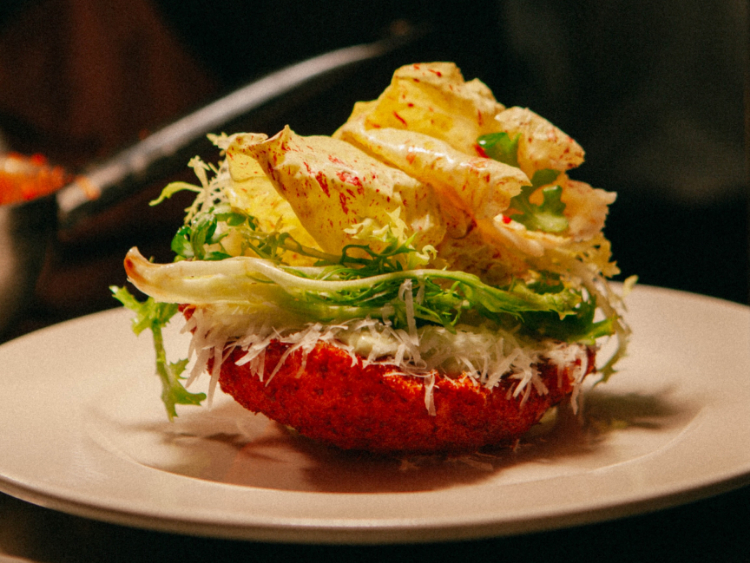 Chin-Zano slider image