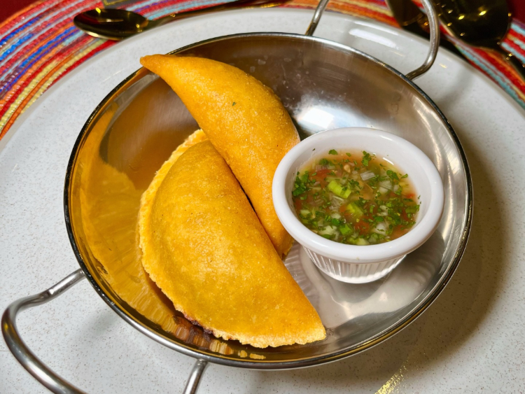 Maracas Latin American Cantina slider image