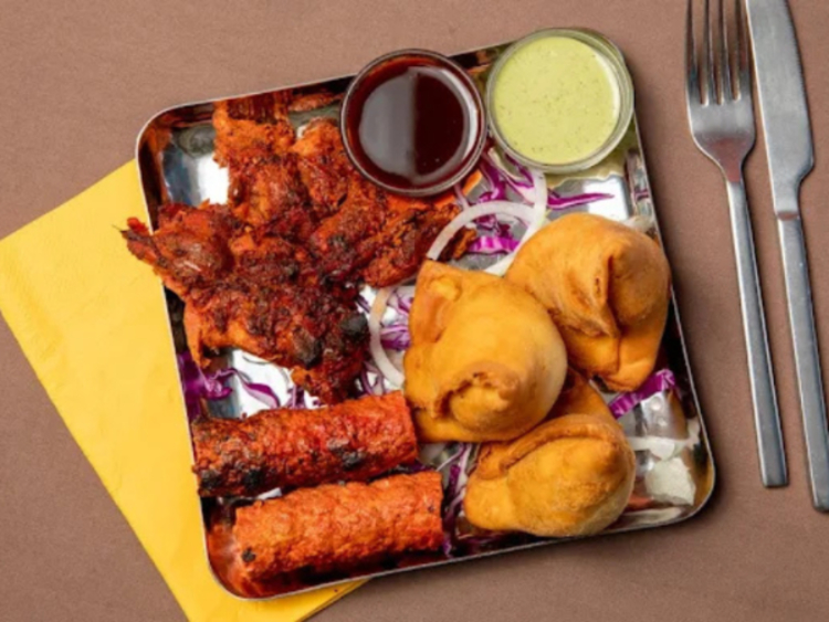 JK Restaurant Tandoori and Curry House slider image