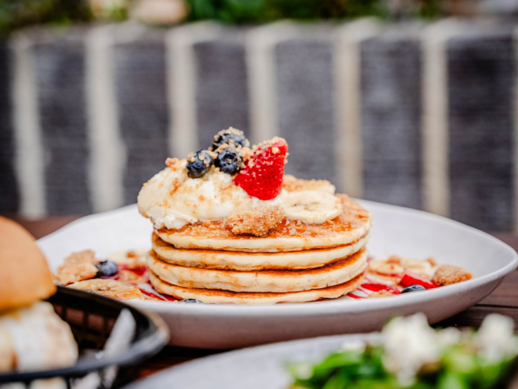 Pretty Handsome slider image