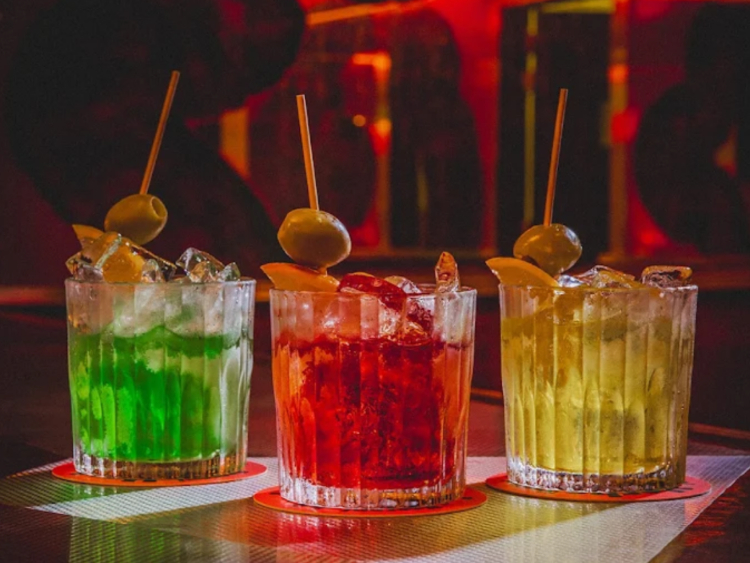 Herbs Taverne slider image