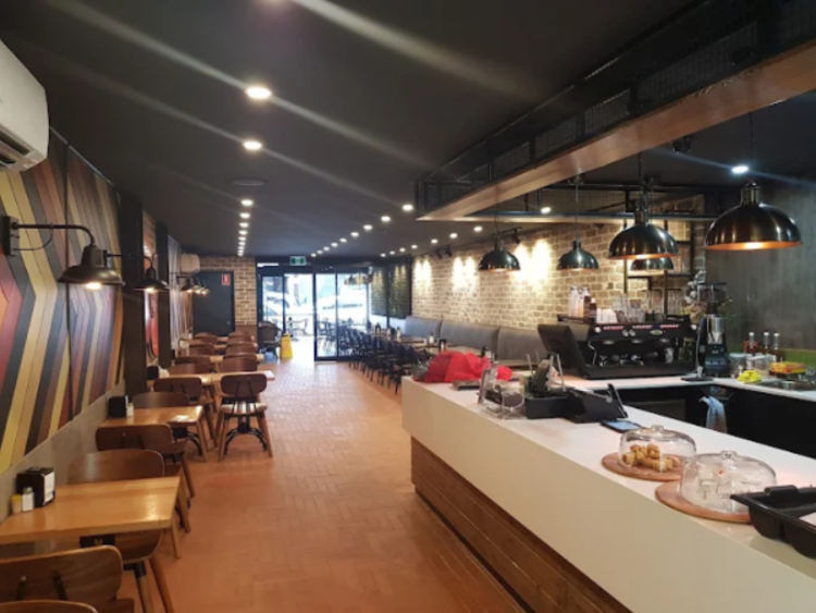 Jasmins Granville Restaurant slider image