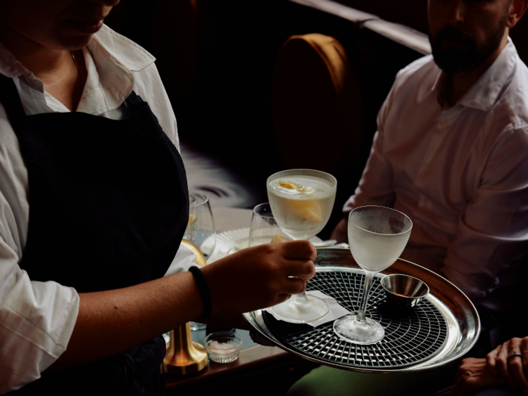 Bar Julius slider image