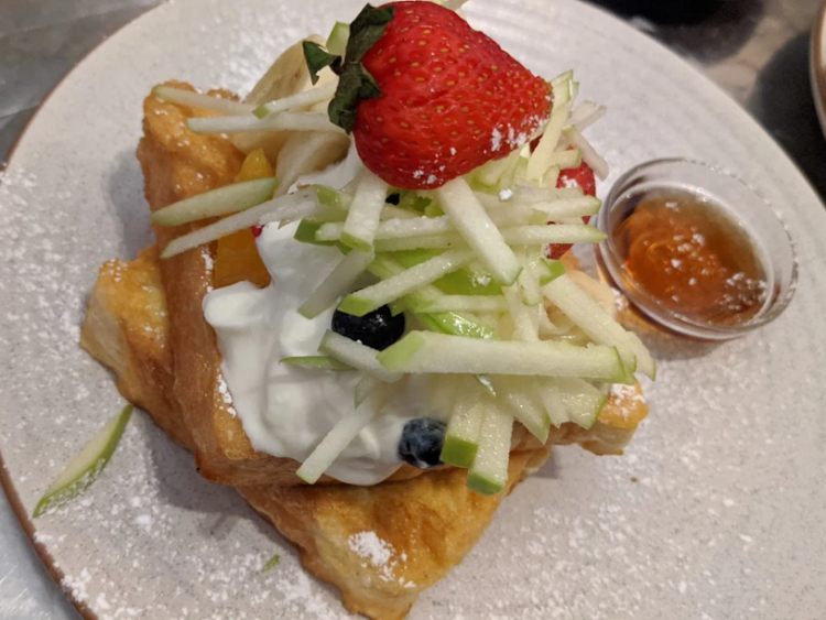 Three Spoons - Concord West slider image