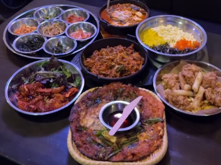 Doma Korean Eatery slider image