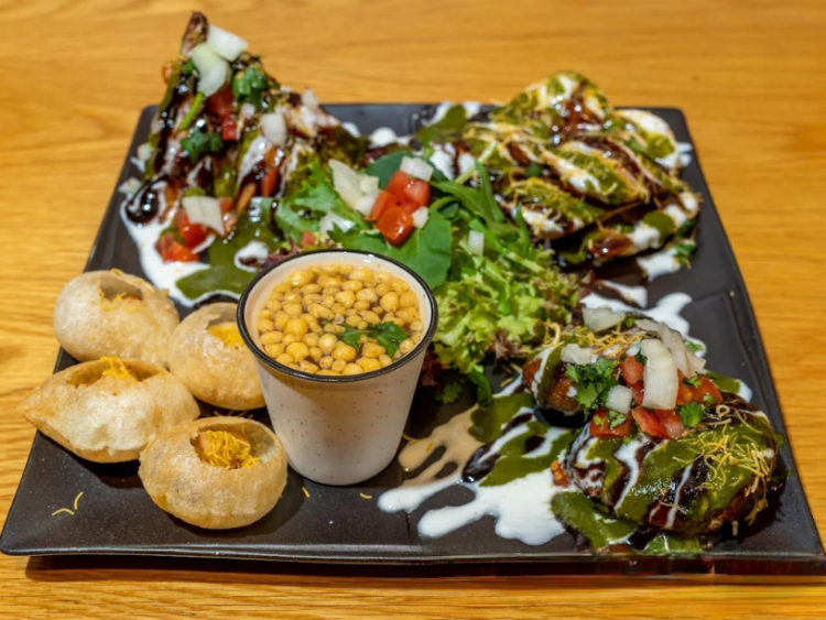 Desi Adda Indian Restaurant - Surfers Paradise  slider image