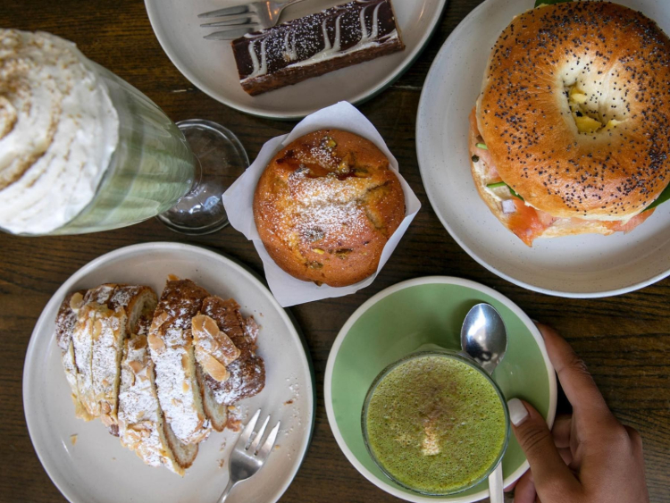 1or2 Cafe slider image