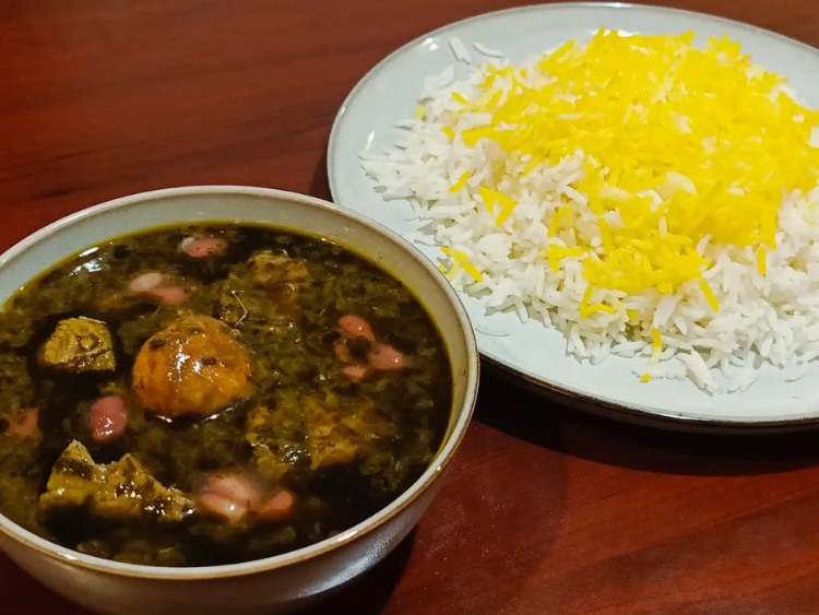 Venoos Restaurant slider image