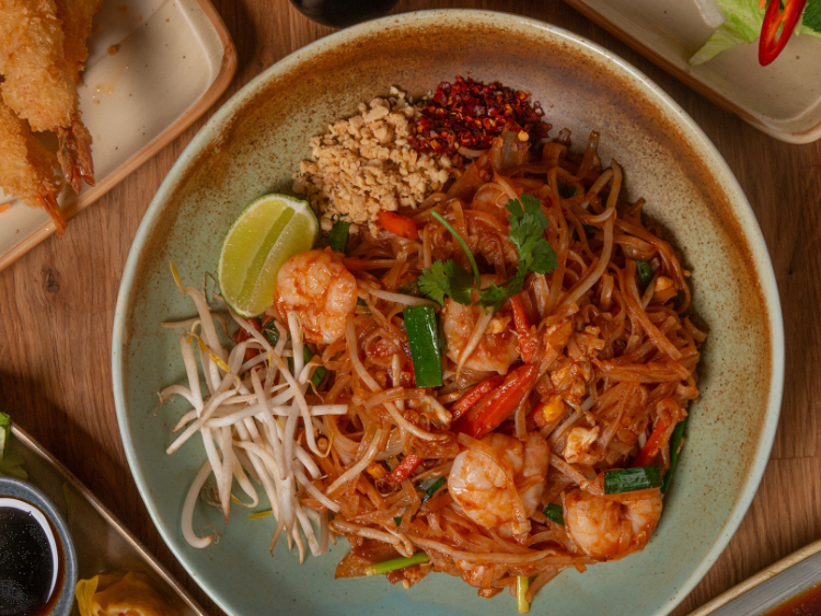 Mum Likes Thai Food - Leytonstone slider image