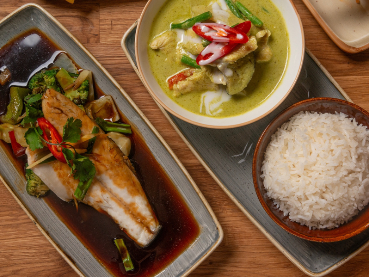 Mum Likes Thai Food - Leytonstone slider image