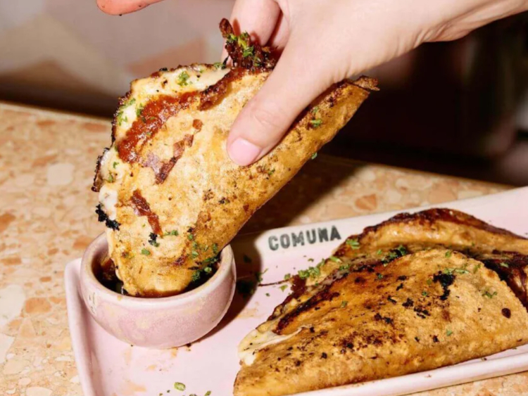 Comuna Cantina - CBD  slider image