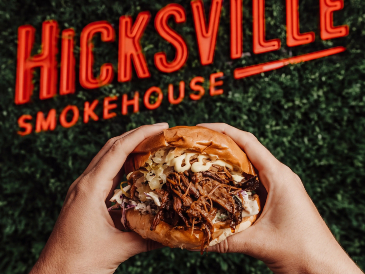Hicksville Smokehouse & Bar slider image