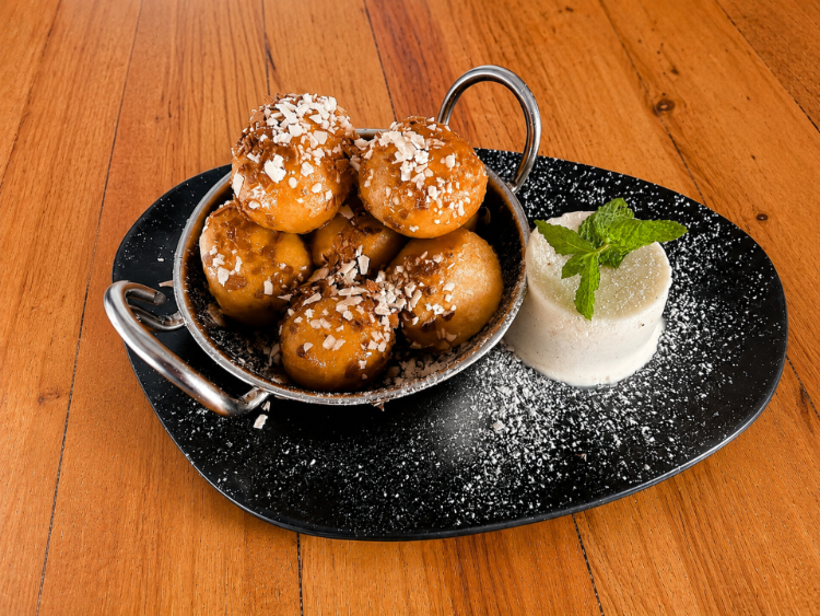 Melissi Loukoumades & Desserts slider image
