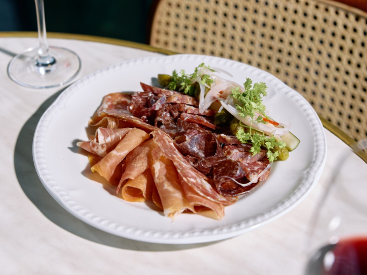 Rise Le Restaurant slider image