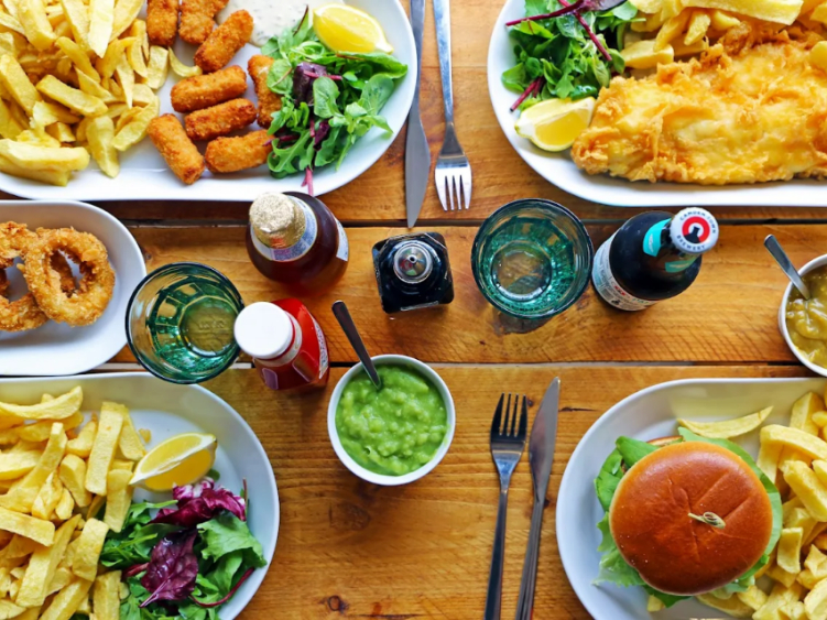 Seventeen Fish & Chips slider image