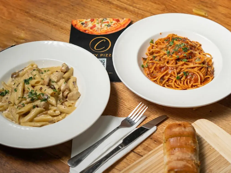 Cozy Pizza - Footscray slider image