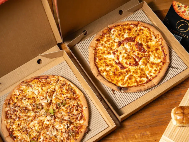 Cozy Pizza - Footscray slider image