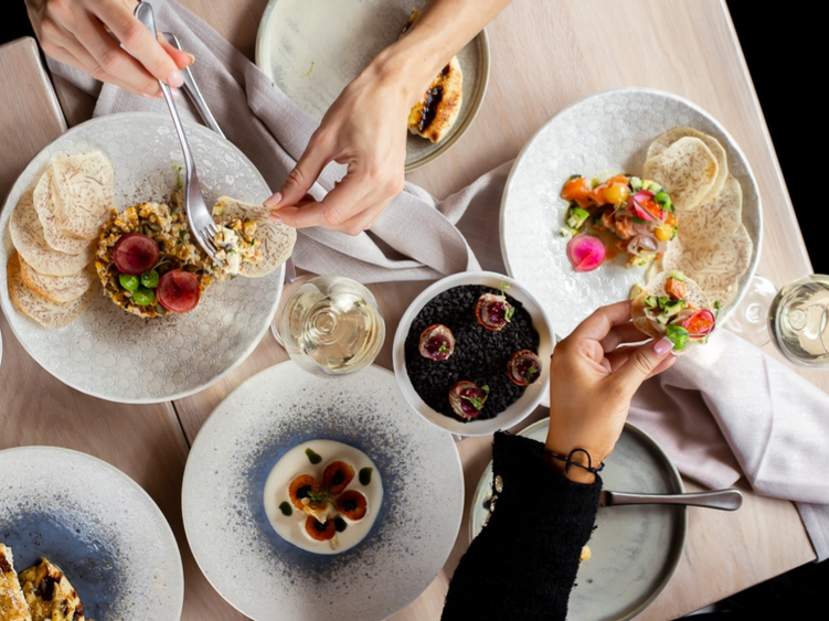 Henrys Neutral Bay slider image