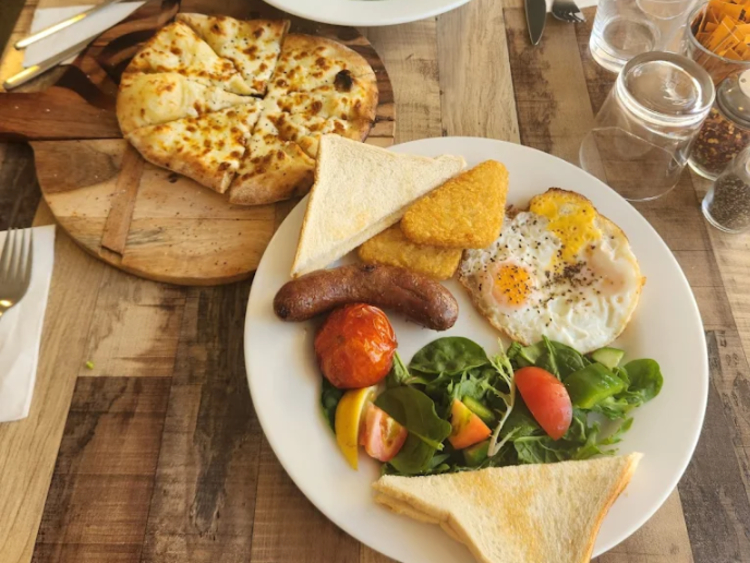 Olive & Zaatar slider image