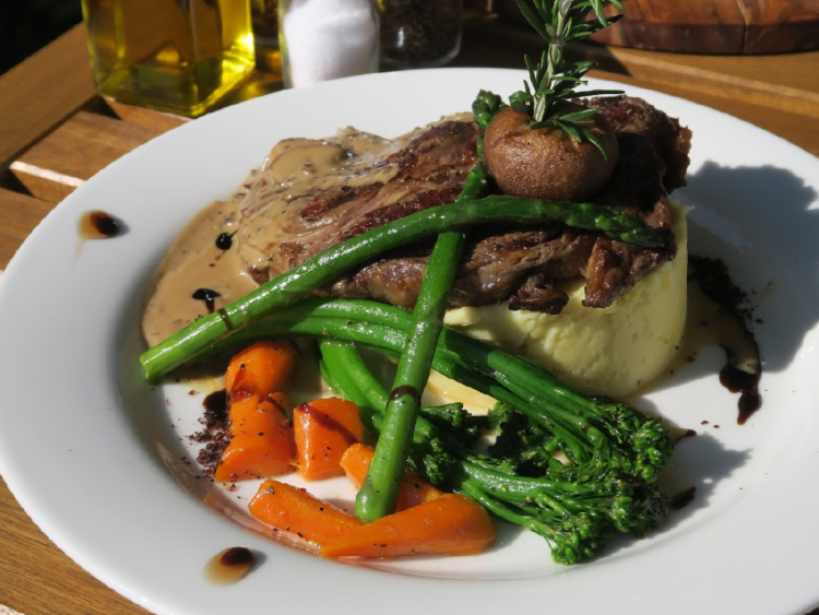 Olive & Zaatar slider image