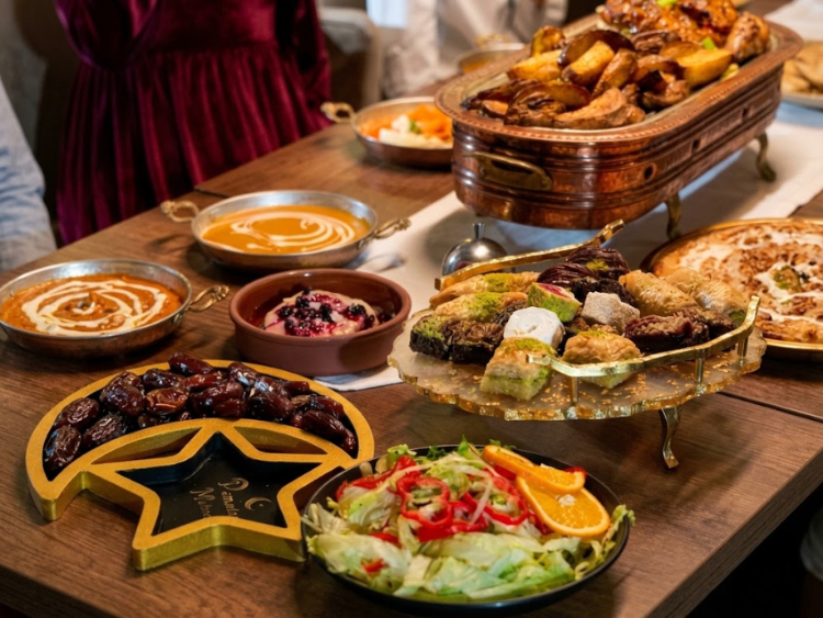 Cinnamon Club slider image