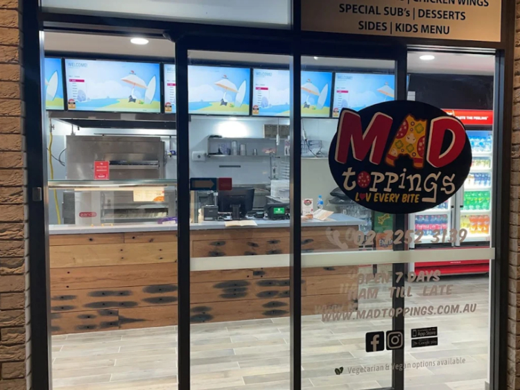 Mad Toppings - Penrith slider image