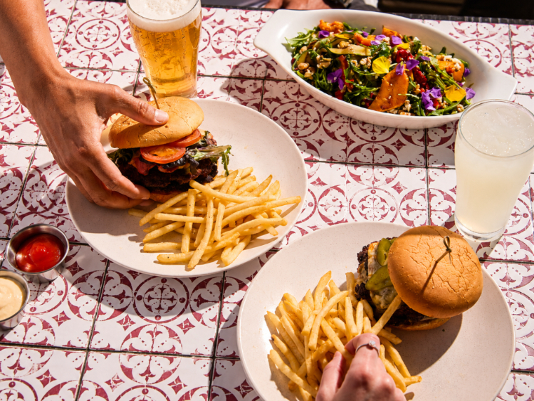 Paradiso Cafe & Cocktail Bar slider image