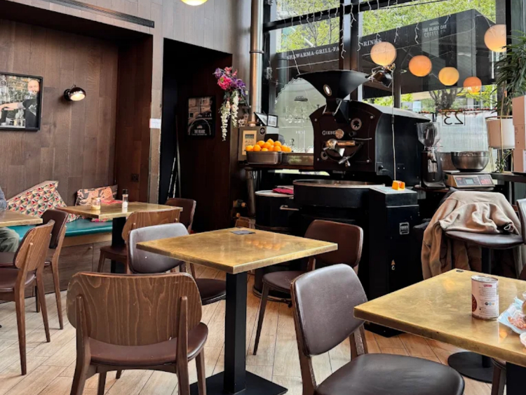 The Black Cab Coffee Shop slider image