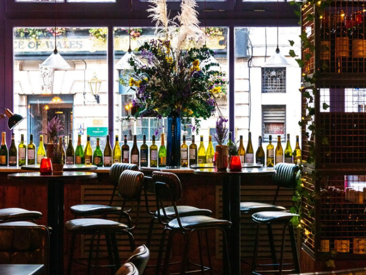 Cecilia's Wine House slider image