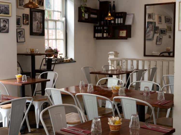 Casa Tua - Camden slider image