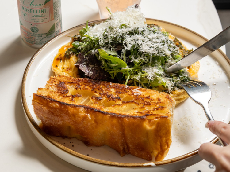 Leaf Cafe & Co - Rouse Hill slider image